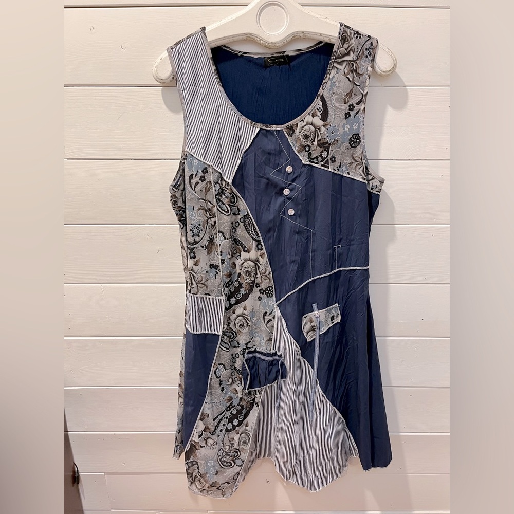 GOA – Sleeveless Dress – Size L